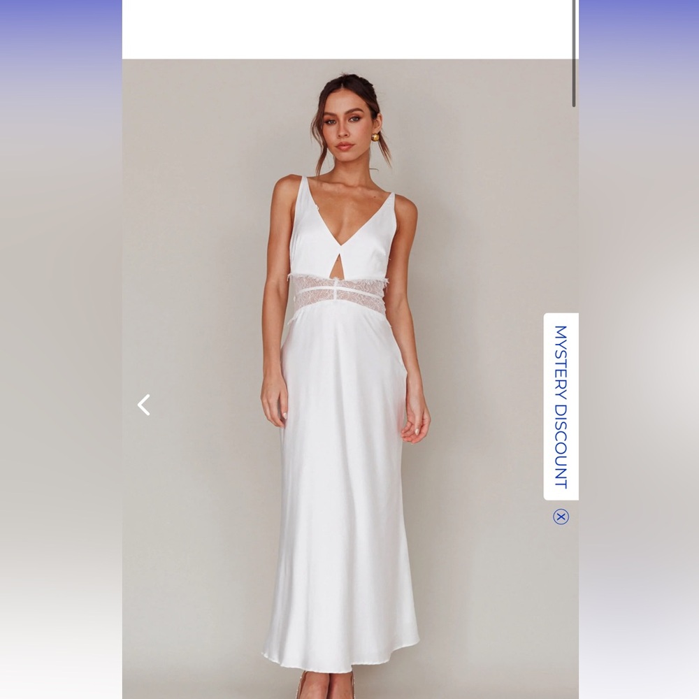 Selfie Leslie Honeybee Lace Trim Maxi dress